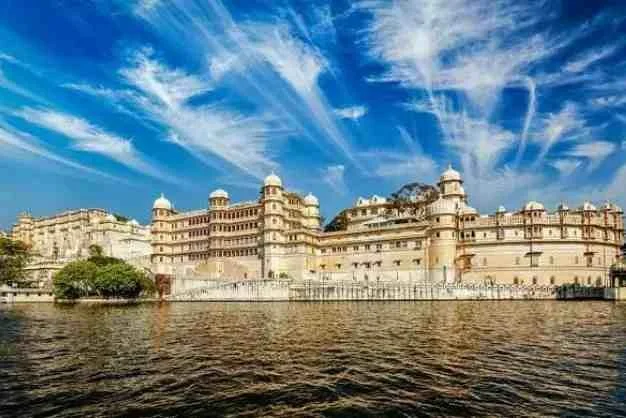 Udaipur Mount Abu Kumbalgarh Tour
